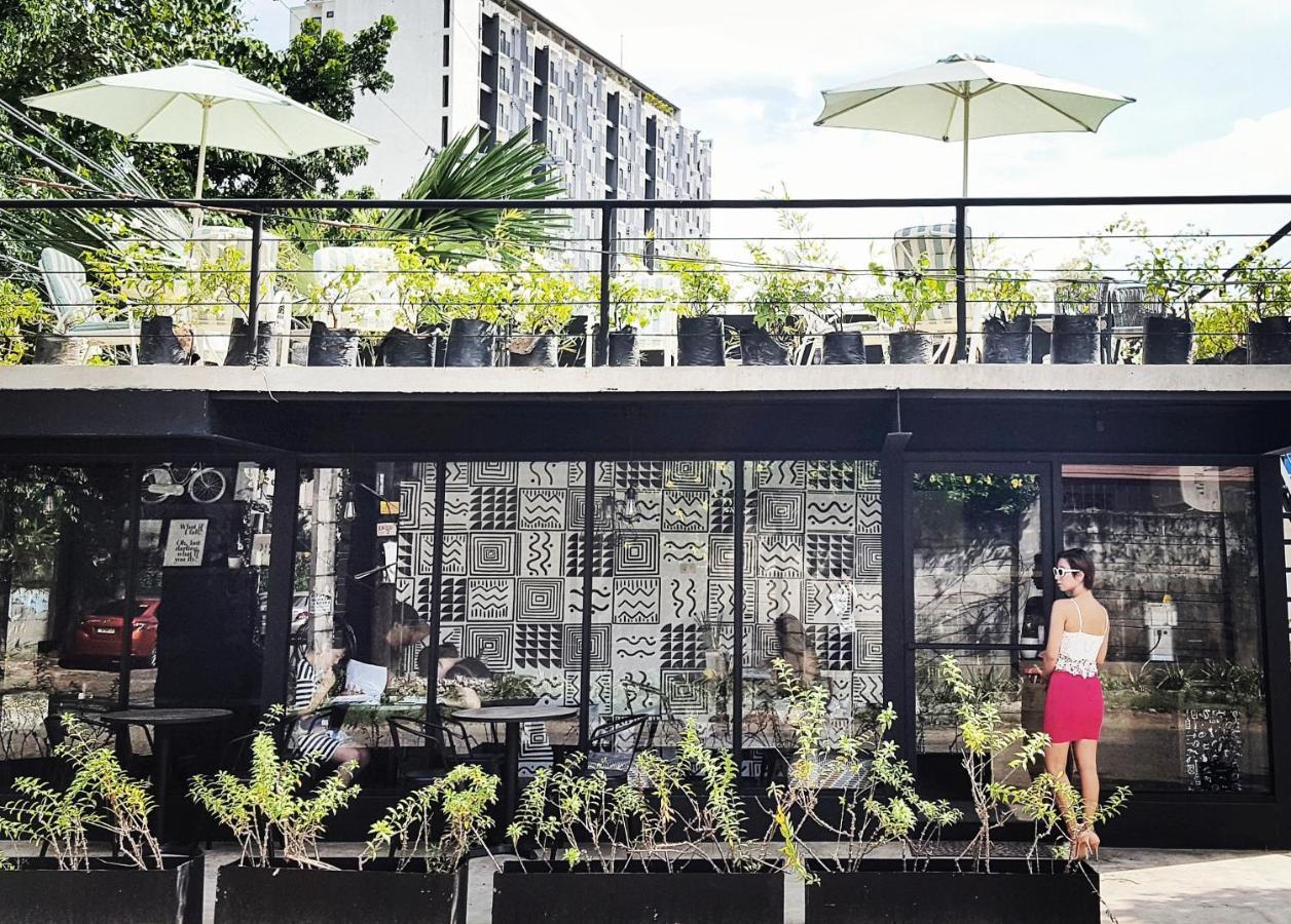 Murals Hostel And Cafe Cebu Екстер'єр фото