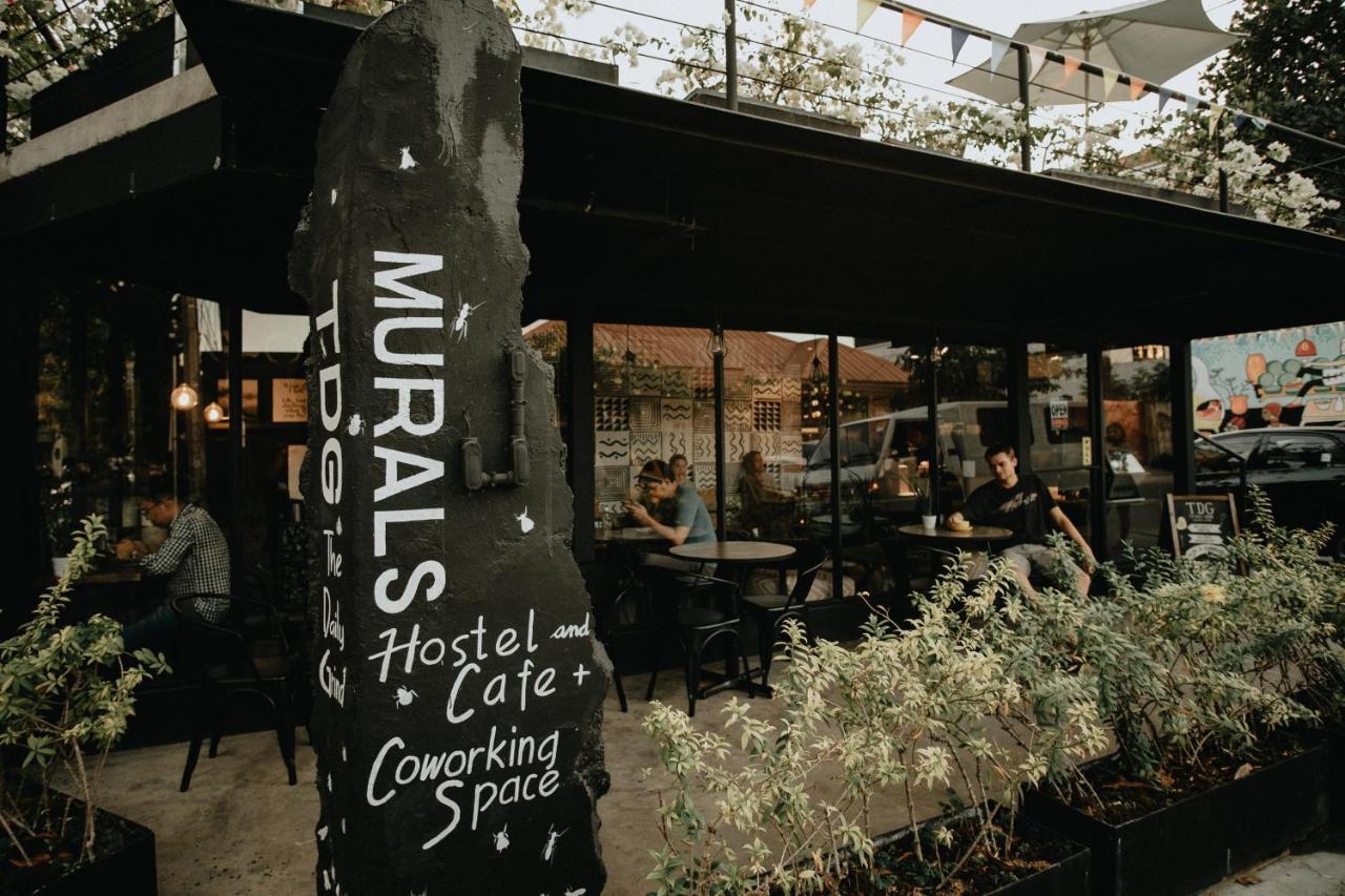 Murals Hostel And Cafe Cebu Екстер'єр фото
